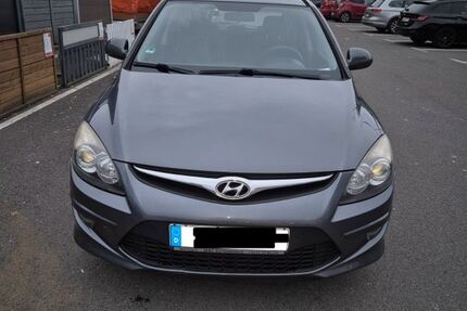 Hyundai i30 155.000 km 3.200 &euro; Wuppertal 42109