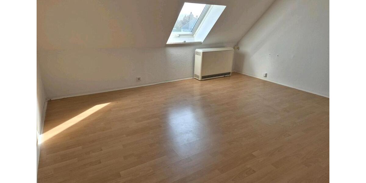 Dachgeschoßwohnung Wipperfürth - 2 Zimmer, 59 m&sup2;, 413&euro; | Angebot:26567444
