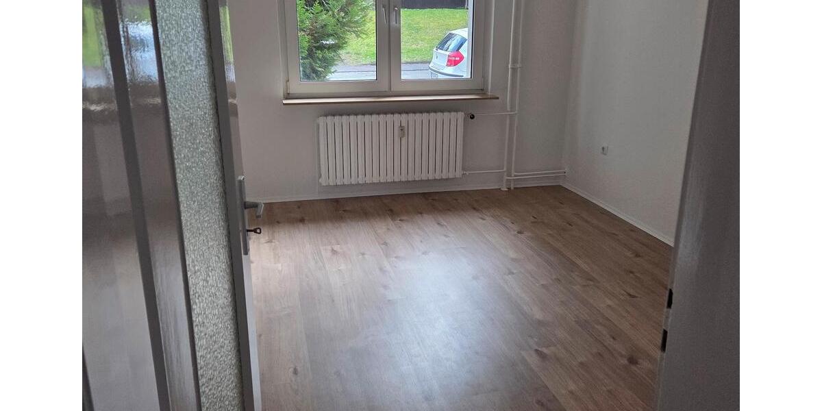 Erdgeschoßwohnung Werdohl - 3 Zimmer, 55 m&sup2;, 330&euro; | Angebot:24572408