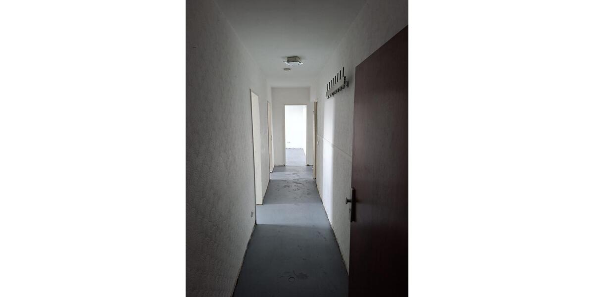 Dachgeschoßwohnung Gevelsberg - 3 Zimmer, 69 m&sup2;, 750&euro; | Angebot:25898933