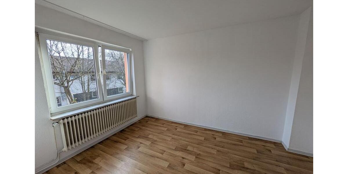 Etagenwohnung Lüdenscheid - 3 Zimmer, 74 m&sup2;, 385&euro; | Angebot:23601113