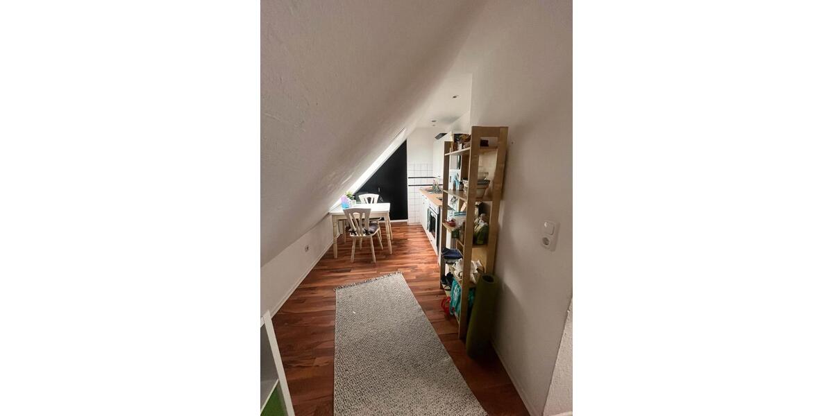 Dachgeschoßwohnung Castrop-Rauxel Bladenhorst - 1 Zimmer, 25 m&sup2;, 350&euro; | Angebot:26612593