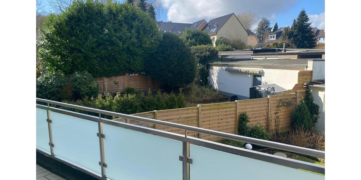 Etagenwohnung Wuppertal Arrenberg - 3 Zimmer, 100 m&sup2;, 950&euro; | Angebot:26700857
