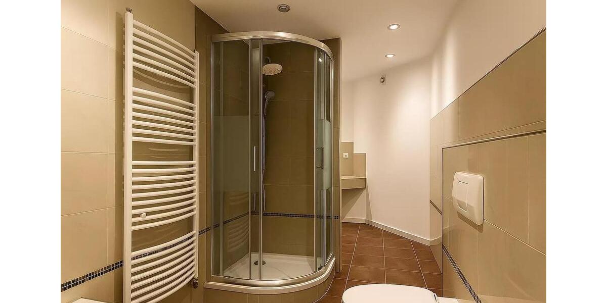 Etagenwohnung Wuppertal - 2 Zimmer, 76 m&sup2;, 760&euro; | Angebot:25720441