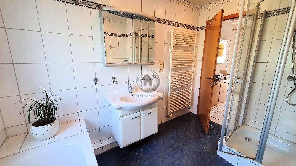 Etagenwohnung Hagen Hohenlimburg - 2 Zimmer, 75 m&sup2;, 154.000&euro; | Angebot:25671111