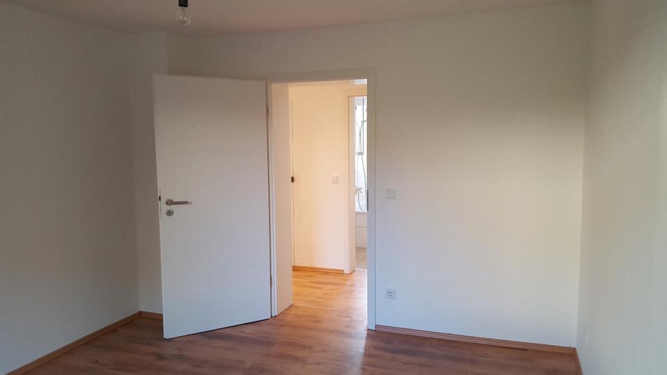 Hochparterre Hagen Hagen-Mitte - 2 Zimmer, 56 m&sup2;, 498&euro; | Angebot:26007116