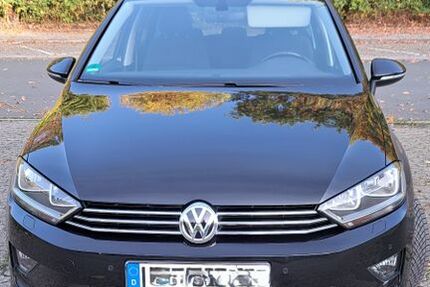 VW Golf Sportsvan 82.722 km 13.600 &euro; Kamen 59174