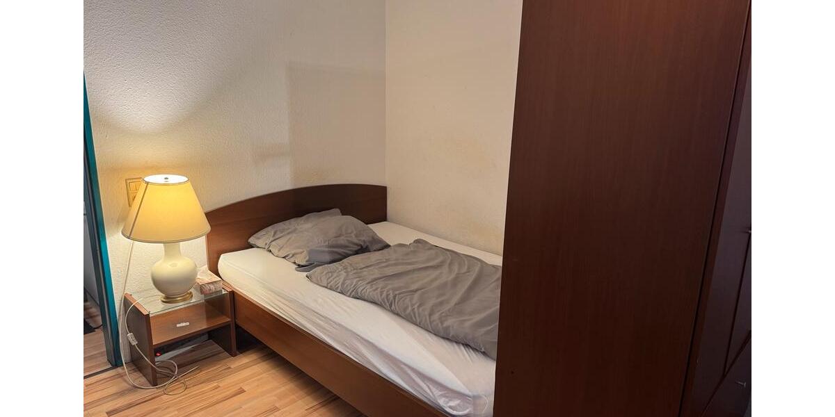 Etagenwohnung Wuppertal Unterbarmen - 1 Zimmer, 39 m&sup2;, 96.000&euro; | Angebot:25806495