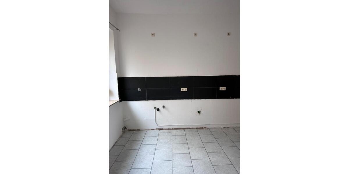 Etagenwohnung Wuppertal Gemarkung Barmen - 2 Zimmer, 75 m&sup2;, 420&euro; | Angebot:25944882