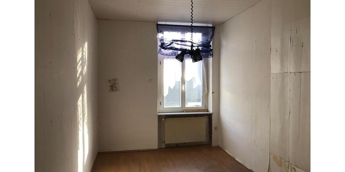 Etagenwohnung Wuppertal - 5 Zimmer, 114 m&sup2;, 185.000&euro; | Angebot:25258778