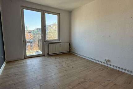 Wohnung Bochum Innenstadt - 2.5 Zimmer, 60 m&sup2;, 700&euro; | Angebot:25337766