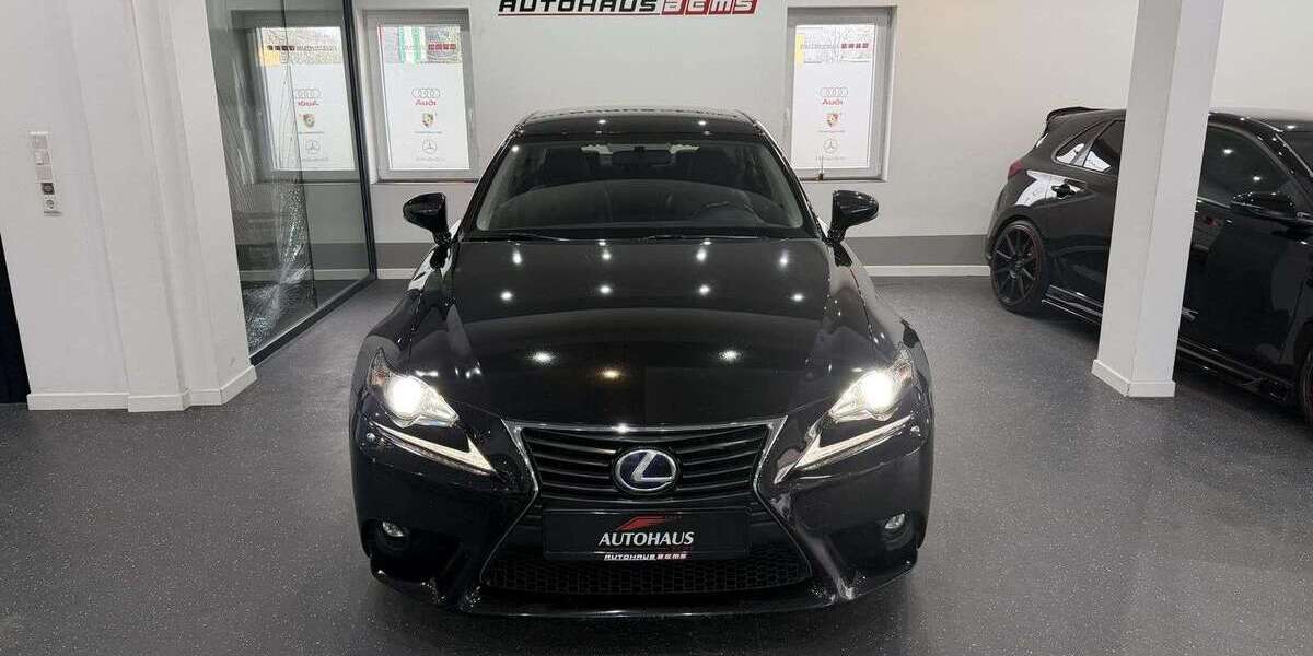 Lexus IS 300 349.498 km 10.900 &euro; Remscheid 42857
