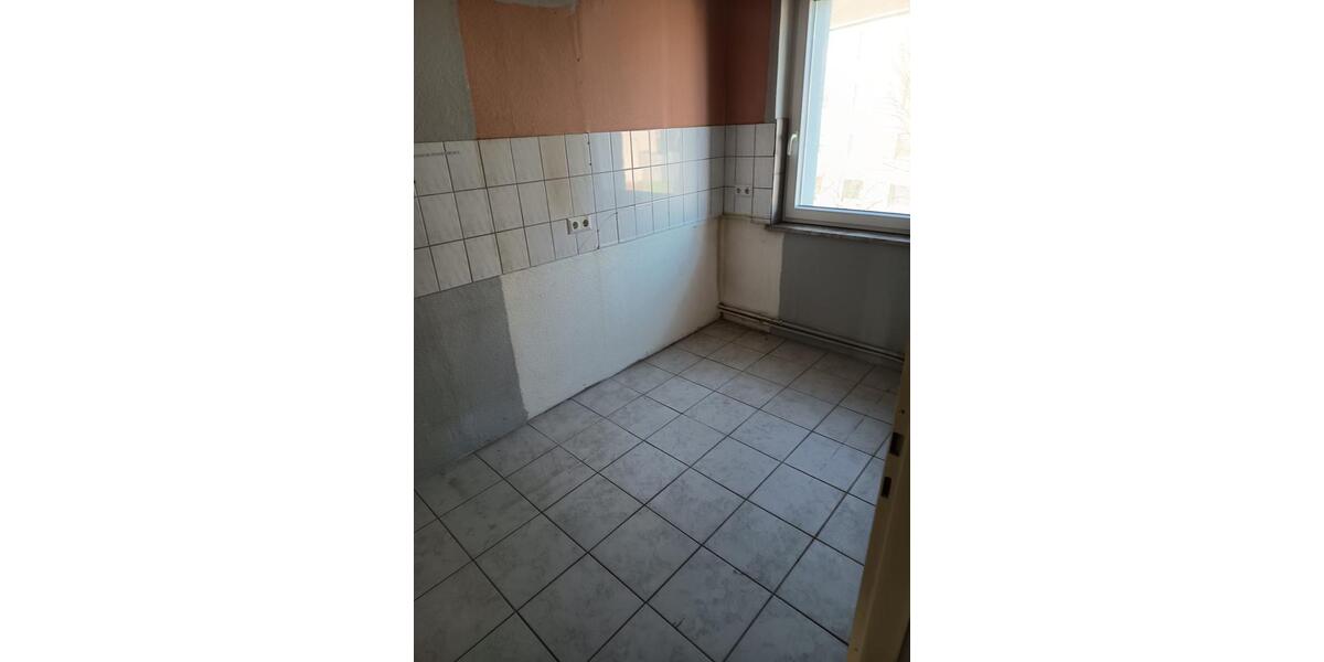 Etagenwohnung Remscheid - 3 Zimmer, 75 m&sup2;, 700&euro; | Angebot:25943744