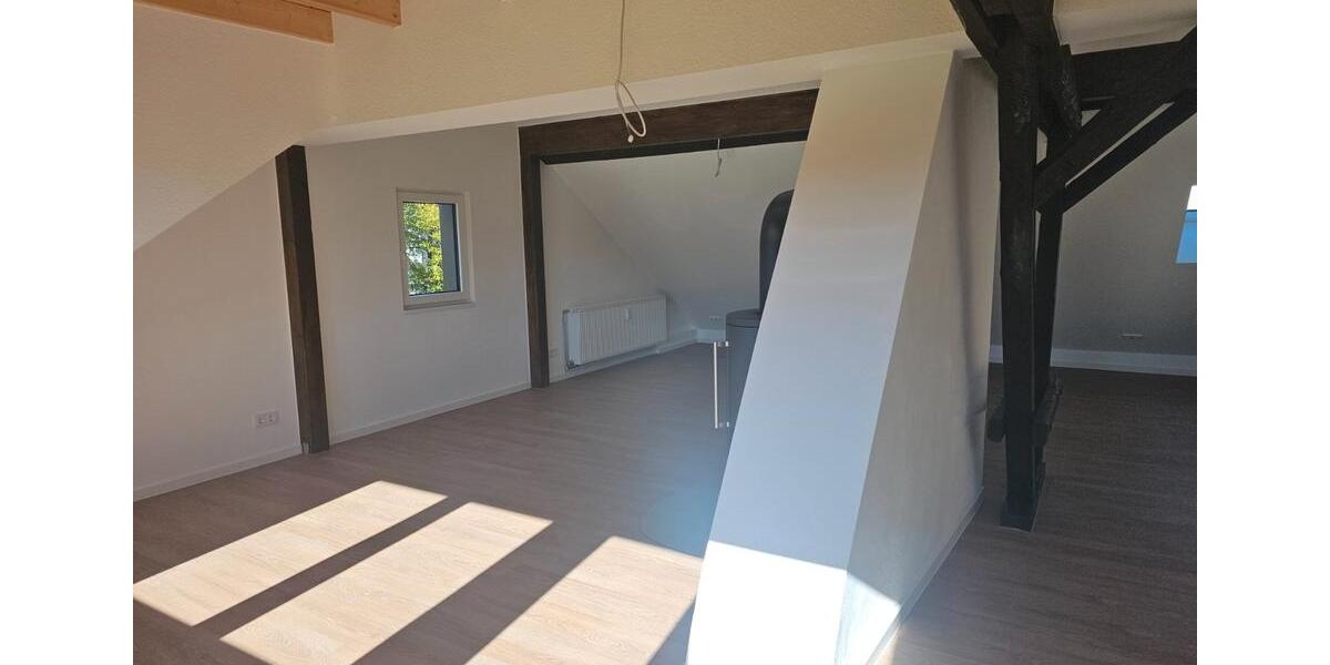 Dachgeschoßwohnung Hemer - 2 Zimmer, 80 m&sup2;, 616&euro; | Angebot:27597457