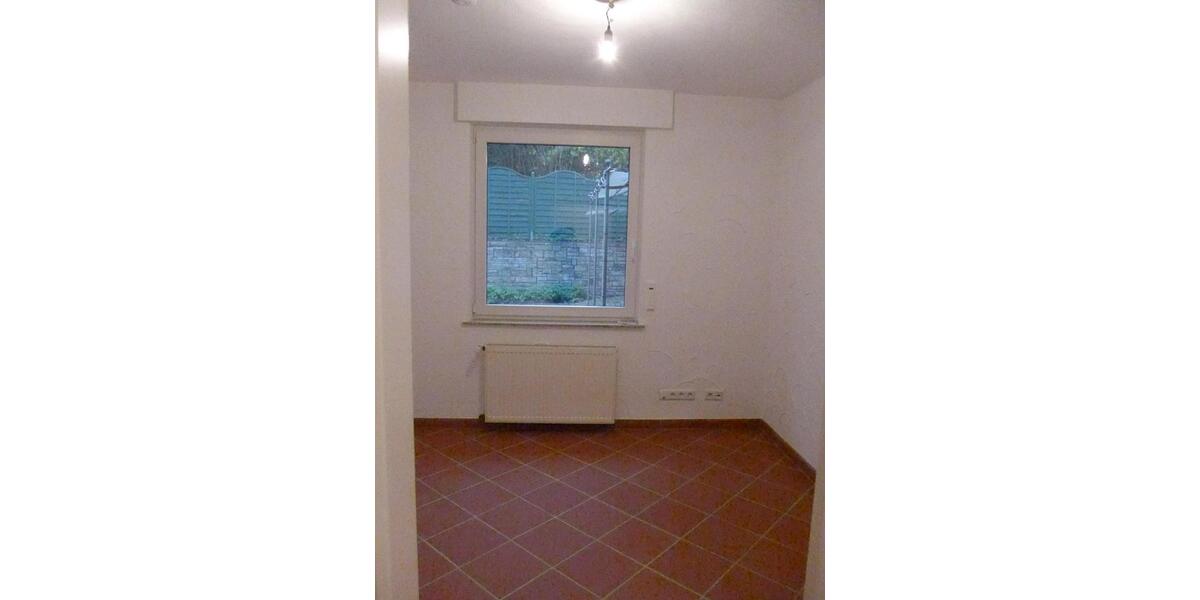 Einfamilienhaus Witten - 8 Zimmer, 250 m&sup2;, 2.000&euro; | Angebot:25392381