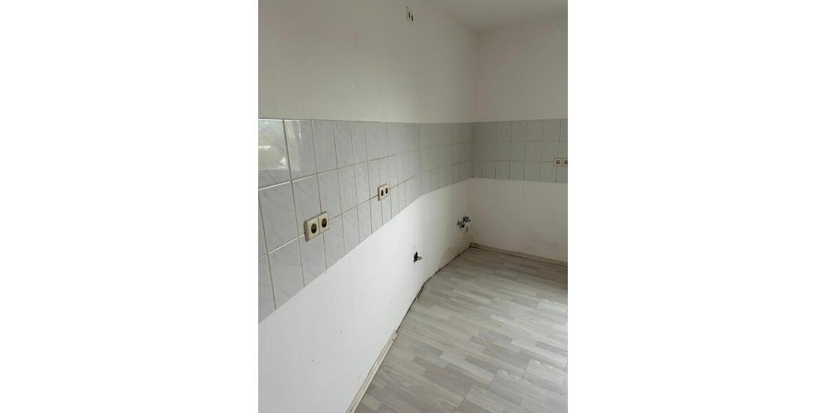 Etagenwohnung Halver - 3 Zimmer, 75 m&sup2;, 700&euro; | Angebot:26426356