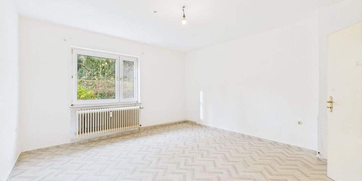 Etagenwohnung Iserlohn Zentrum - 3 Zimmer, 83 m&sup2;, 149.000&euro; | Angebot:25910722