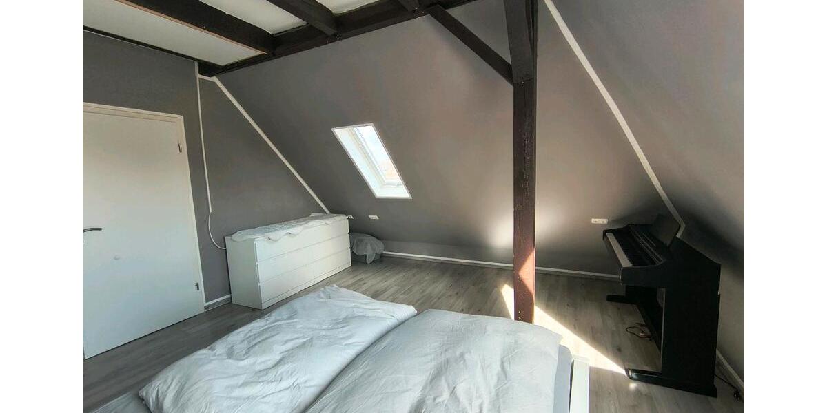 Dachgeschoßwohnung Dortmund Eving - 2.5 Zimmer, 38 m&sup2;, 710&euro; | Angebot:25650055