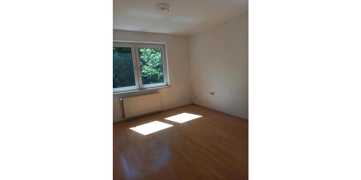 Erdgeschoßwohnung Wuppertal Gemarkung Ronsdorf - 3 Zimmer, 70 m&sup2;, 595&euro; | Angebot:26665435