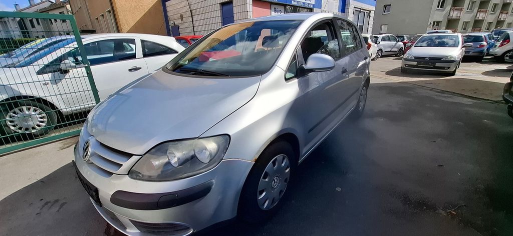 VW Golf 97.800 km 3.650 &euro; Dortmund 44339