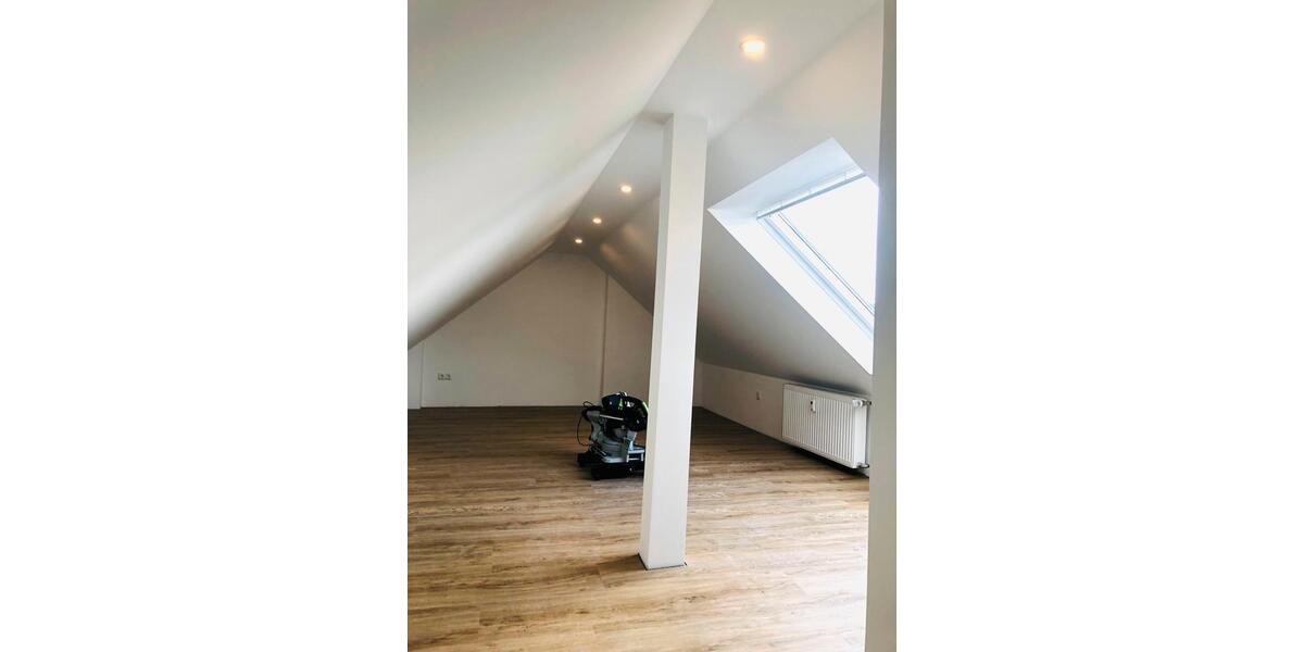 Dachgeschoßwohnung Dortmund Eving - 4.5 Zimmer, 115 m&sup2;, 1.100&euro; | Angebot:25934330