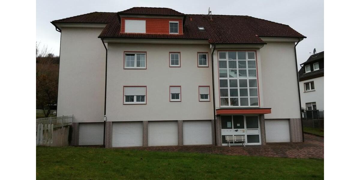 Dachgeschoßwohnung Herscheid - 3 Zimmer, 88 m&sup2;, 545&euro; | Angebot:25148818