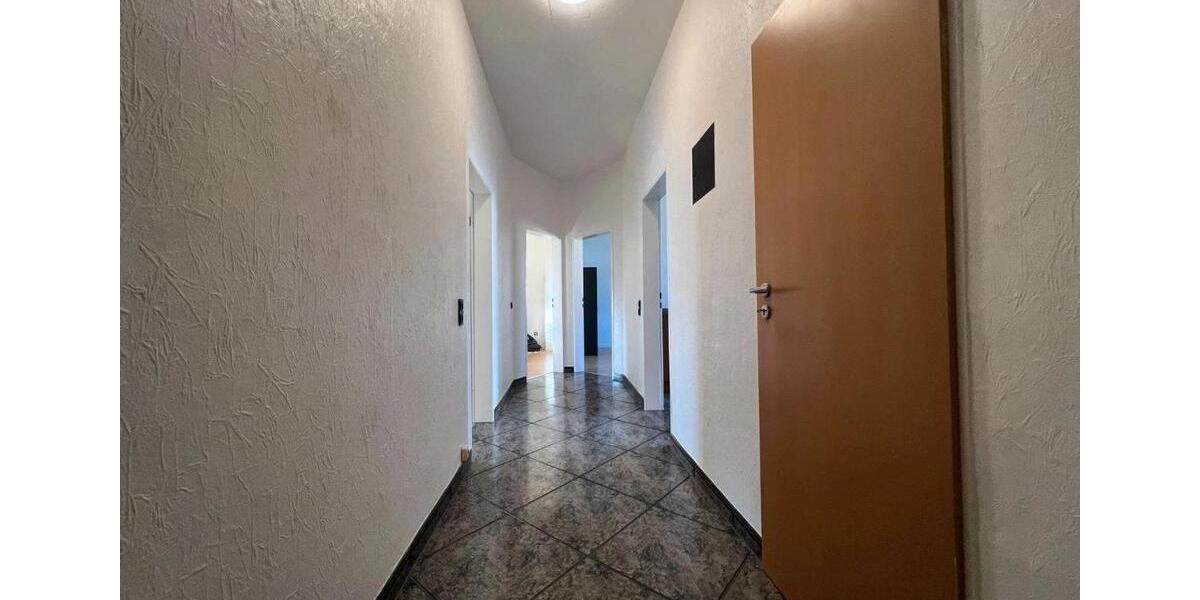 Etagenwohnung Remscheid - 3 Zimmer, 83 m&sup2;, 710&euro; | Angebot:26634214