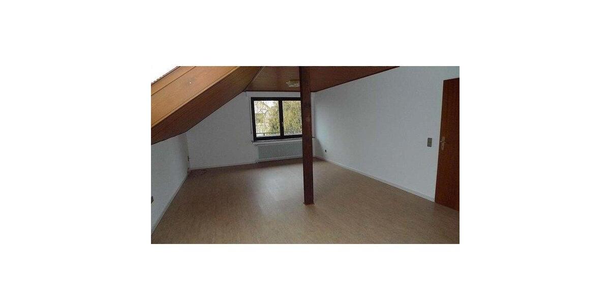 Dachgeschoßwohnung Radevormwald - 2 Zimmer, 65 m&sup2;, 475&euro; | Angebot:26586795