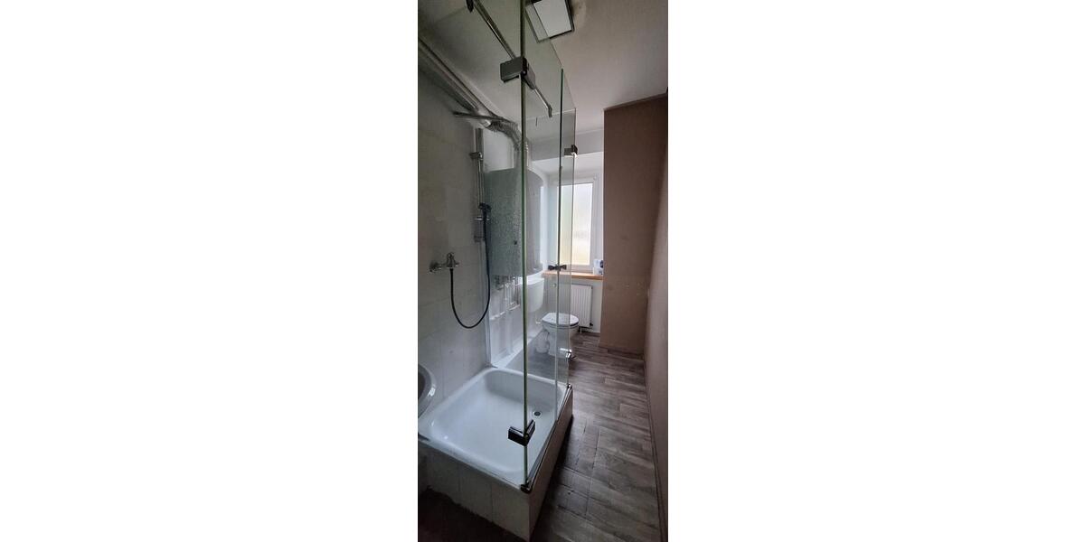 Etagenwohnung Wuppertal Gemarkung Langerfeld - 4 Zimmer, 107 m&sup2;, 250&euro; | Angebot:26545796