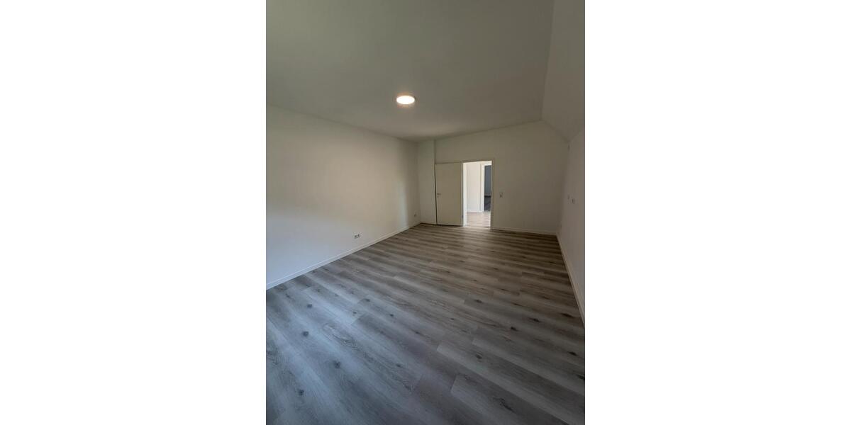 Etagenwohnung Ennepetal - 2 Zimmer, 80 m&sup2;, 700&euro; | Angebot:27632237