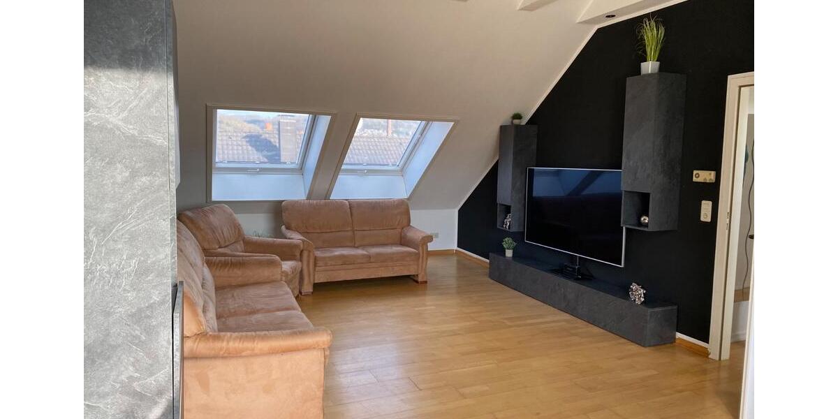 Dachgeschoßwohnung Wuppertal Gemarkung Barmen - 2 Zimmer, 65 m&sup2;, 110.000&euro; | Angebot:26383130