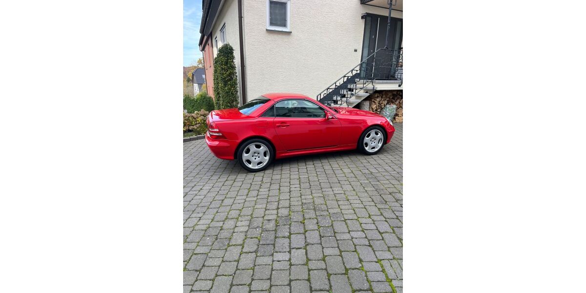 Mercedes-Benz SLK 200 127.000 km 5.350 &euro; Hagen 58135
