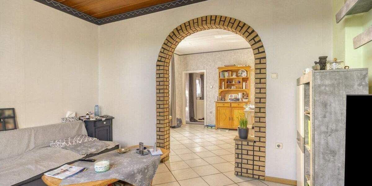 Mehrfamilienhaus, Wohnhaus Castrop-Rauxel Henrichenburg - 6 Zimmer, 147 m&sup2;, 245.000&euro; | Angebot:25742473