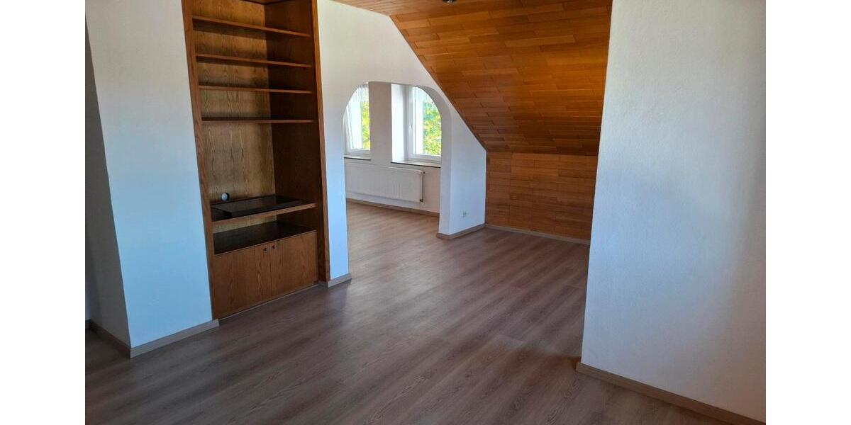 Dachgeschoßwohnung Dortmund Huckarde - 3 Zimmer, 74 m&sup2;, 560&euro; | Angebot:25822538