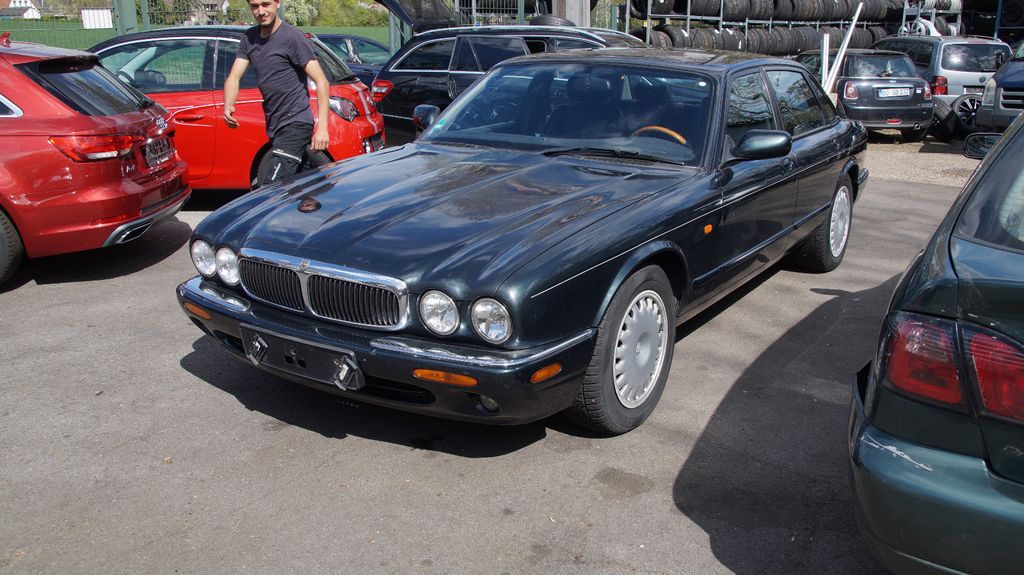 Jaguar XJ 290.000 km 1.750 &euro; Bochum 44793