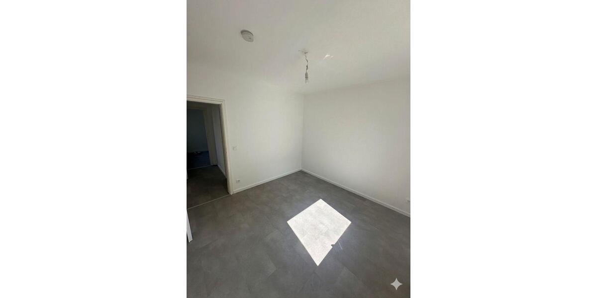 Etagenwohnung Radevormwald - 3 Zimmer, 78 m&sup2;, 700&euro; | Angebot:26699829