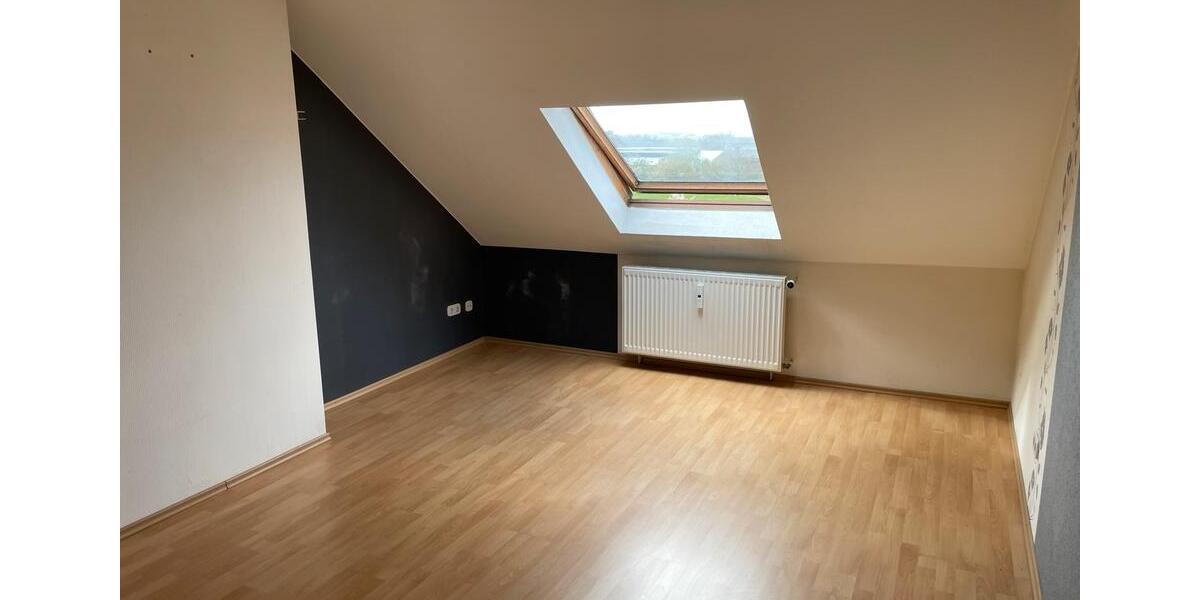 Dachgeschoßwohnung Bochum Bochum-Südwest - 4 Zimmer, 70 m&sup2;, 750&euro; | Angebot:25999469