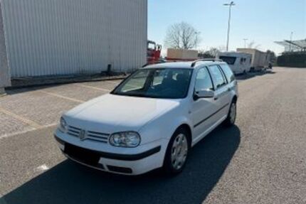 VW Golf 220.000 km 2.490 &euro; Remscheid 42853