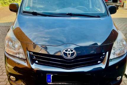 Toyota Verso 178.000 km 6.750 &euro; Kamen 59174