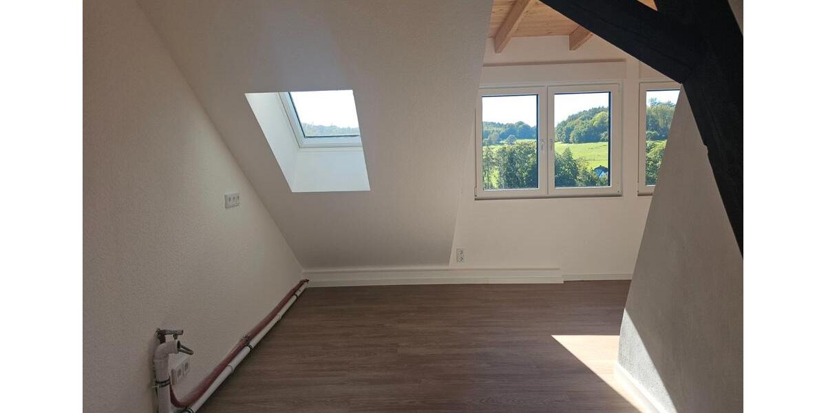 Dachgeschoßwohnung Hemer - 2 Zimmer, 80 m&sup2;, 616&euro; | Angebot:27597457
