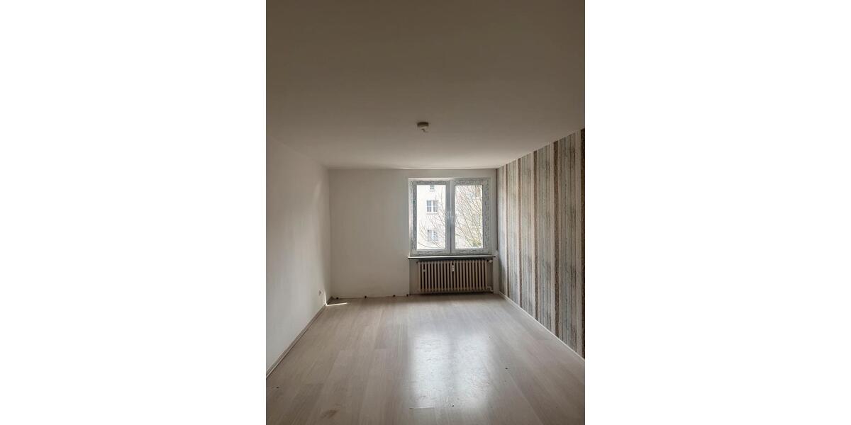 Etagenwohnung Bochum Bochum-Mitte - 4 Zimmer, 120 m&sup2;, 1.500&euro; | Angebot:25988597