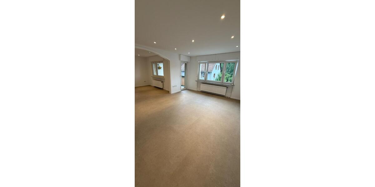 Erdgeschoßwohnung Altena - 3 Zimmer, 69 m&sup2;, 600&euro; | Angebot:27627030