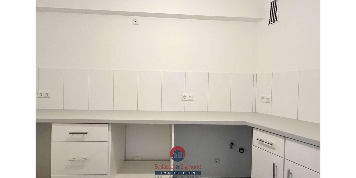 Etagenwohnung Wuppertal Elberfeld - 3 Zimmer, 95 m&sup2;, 855&euro; | Angebot:26003837