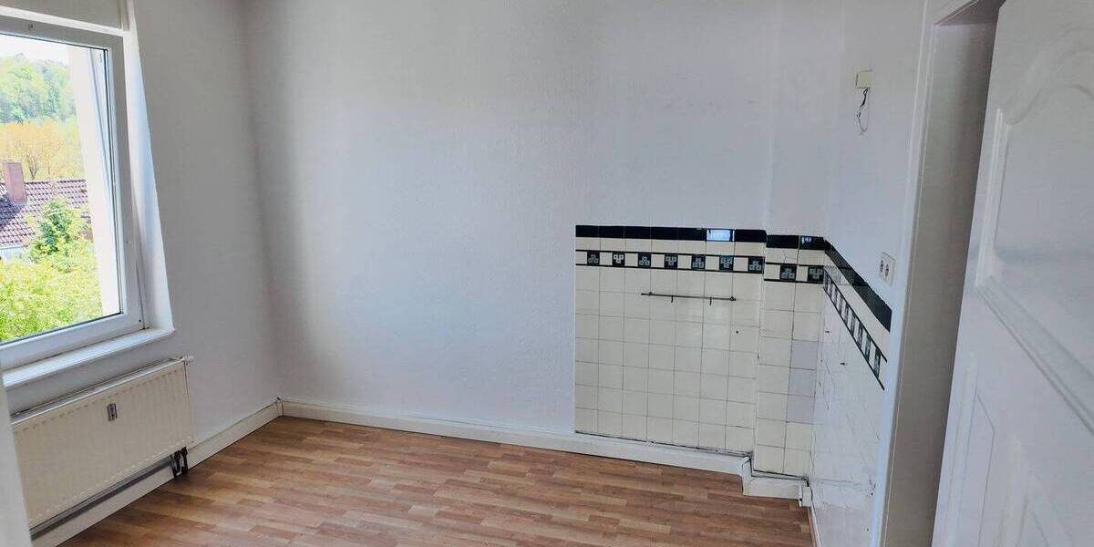 Mehrfamilienhaus, Wohnhaus Lüdenscheid Othlinghausen - 7 Zimmer, 156 m&sup2;, 289.000&euro; | Angebot:25799811