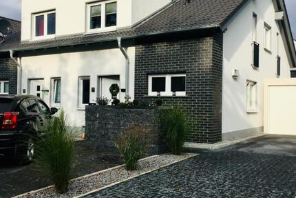 Haus Holzwickede - 3.5 Zimmer, 124 m&sup2;, 443.700&euro; | Angebot:26552127