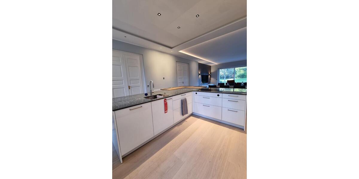 Erdgeschoßwohnung Wuppertal Gemarkung Langerfeld - 4 Zimmer, 200 m&sup2;, 3.000&euro; | Angebot:25394175