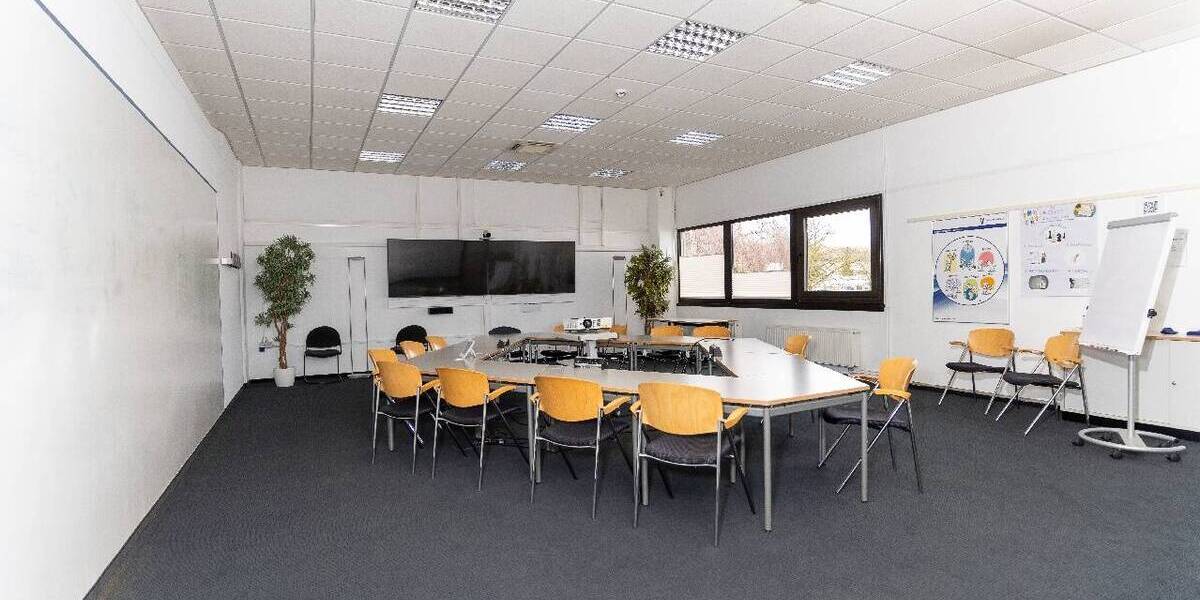 Gewerbeobjekt Hagen Lennetal - 3 Zimmer, 2 m&sup2;, 12.830&euro; | Angebot:25669787