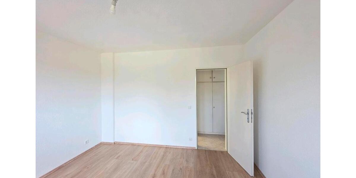 Etagenwohnung Wuppertal Gemarkung Barmen - 2 Zimmer, 57 m&sup2;, 750&euro; | Angebot:25840861