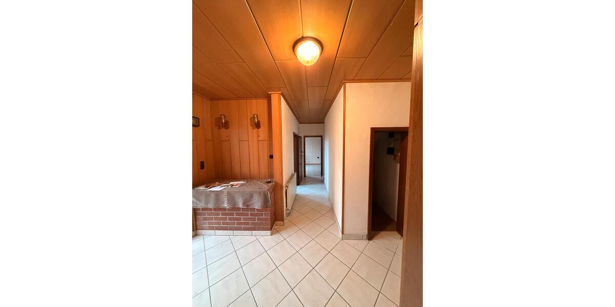 Einfamilienhaus Witten Rüdinghausen - 7 Zimmer, 140 m&sup2;, 430.000&euro; | Angebot:24090504