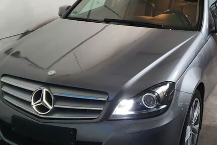 Mercedes-Benz C 250 179.000 km 9.999 &euro; Velbert 42555